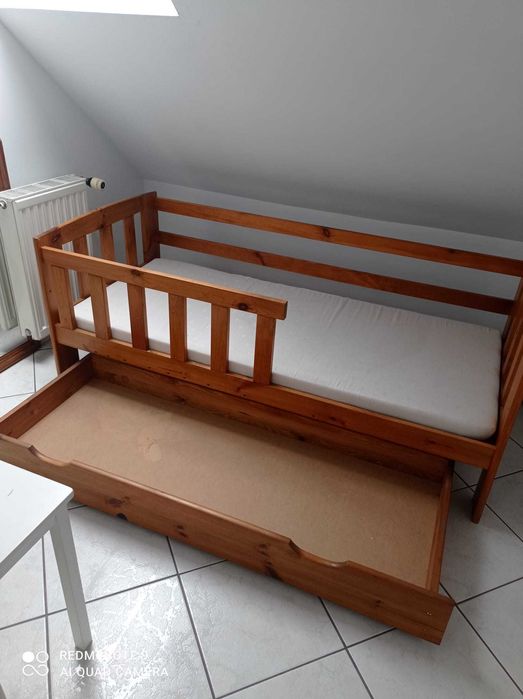 Łóżko dziecięce z materacem