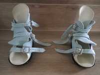 Buty do szyny Mitchella