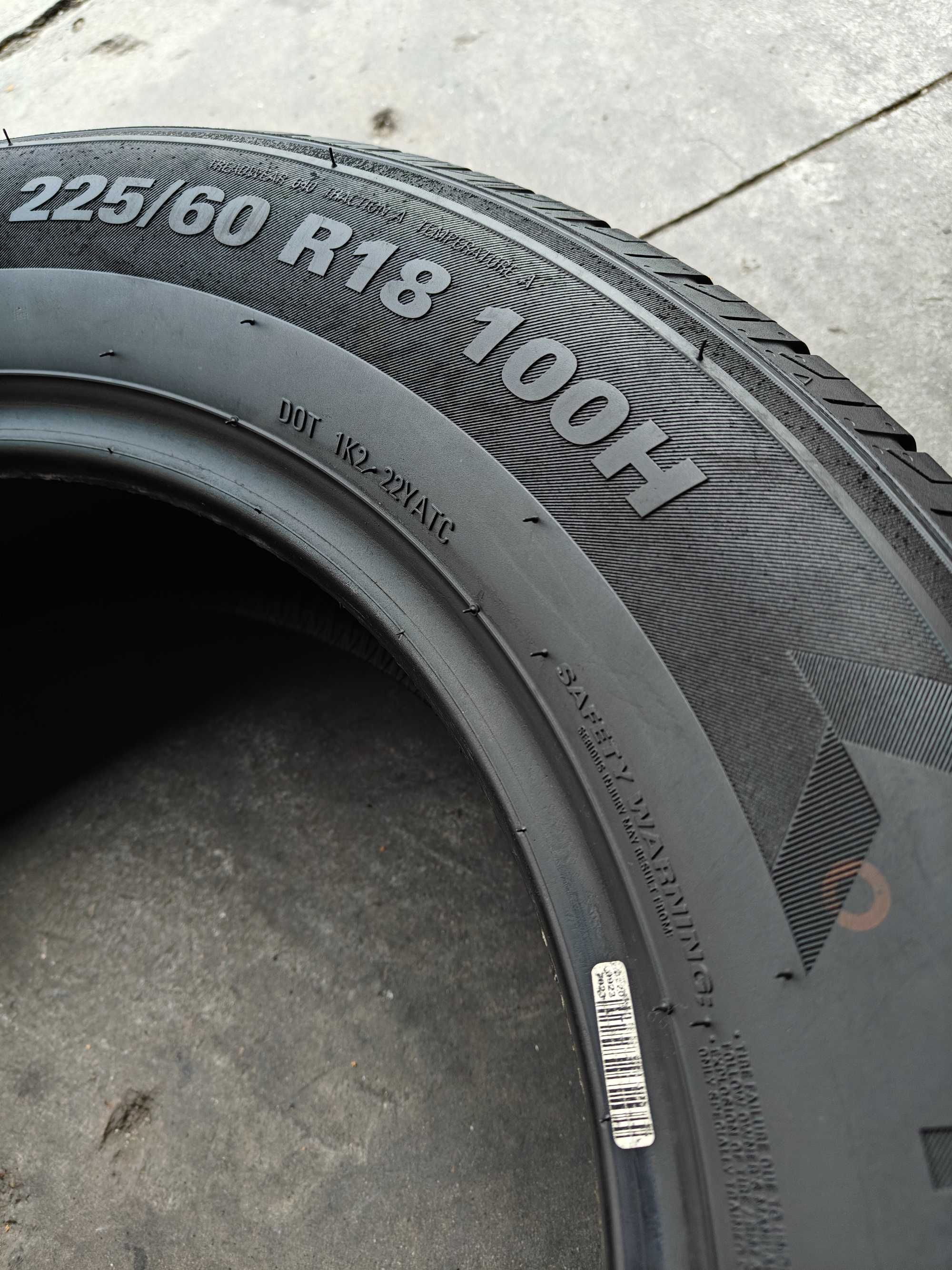 R18 225 60 Kumho Solus всесезонка шини 2шт як НОВІ майже 24рік