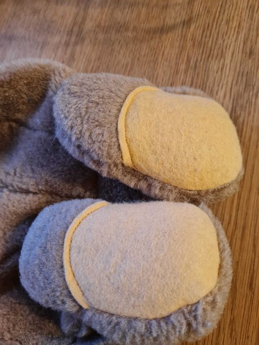 Maskotka piesek otwierana z tyłu