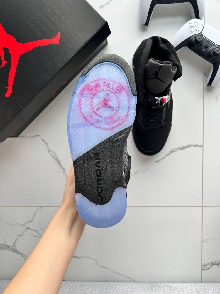 Jordan 5 x PSG.
