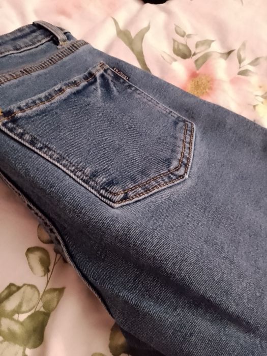 Сині джинси скіні