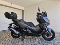 Honda ADV 350 Novembro 2022 TOP Case com Smart Key e punhos aquecidos