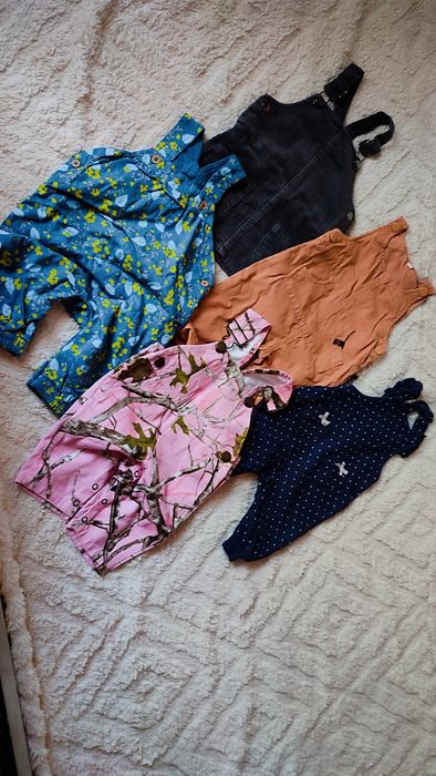 Продам великий набір речей для новонародженої дівчинки .