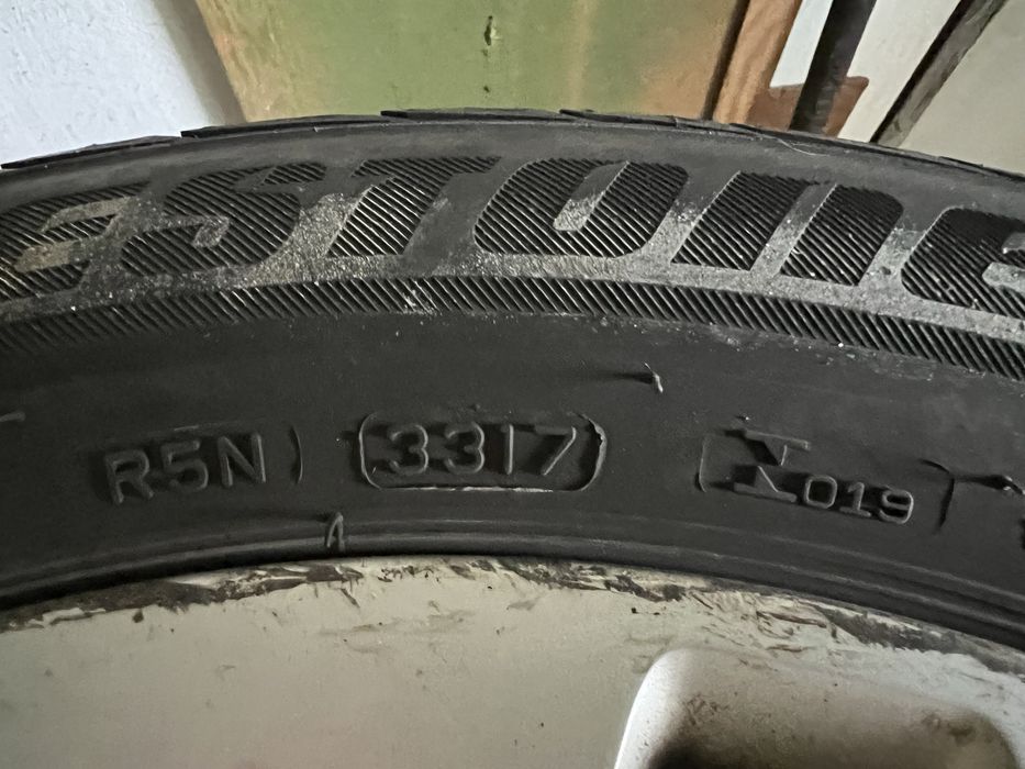 Felgi z oponami zimowymi Audi A4. 205/55/R16 5x112