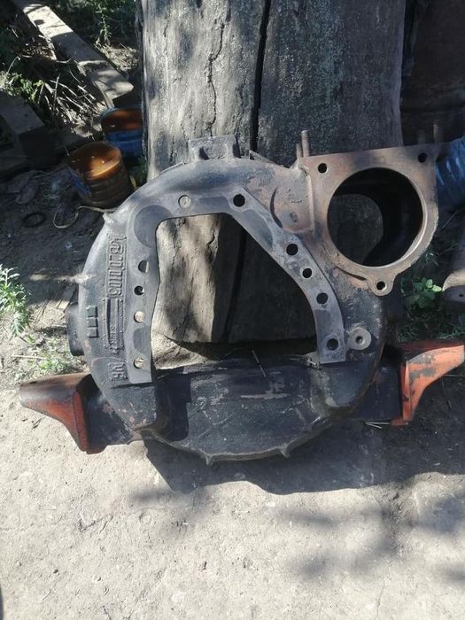 Кожух  нива ск5, шківи ,стартер ,розборка