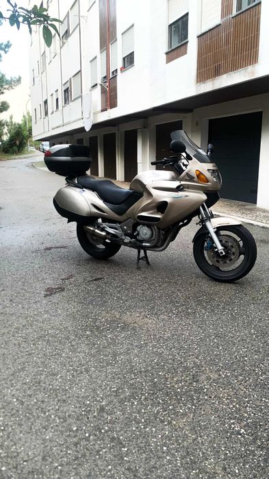 Honda NT650V Deauville