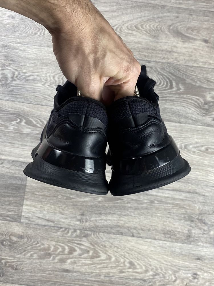 Adidas original кроссовки 40 размер черные оригинал