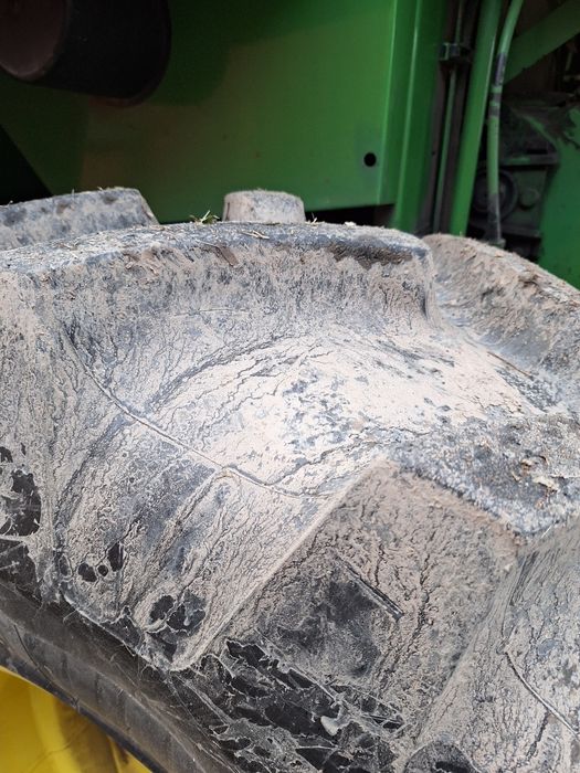 John Deere 1042  джон дір 1042