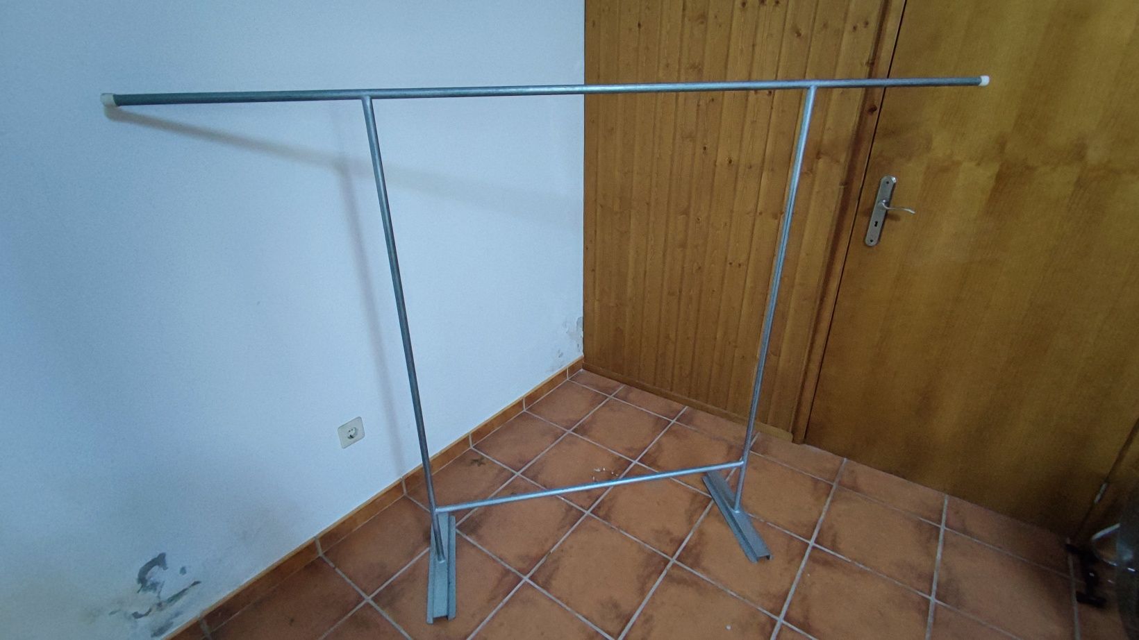 Expositores de roupa Inox
