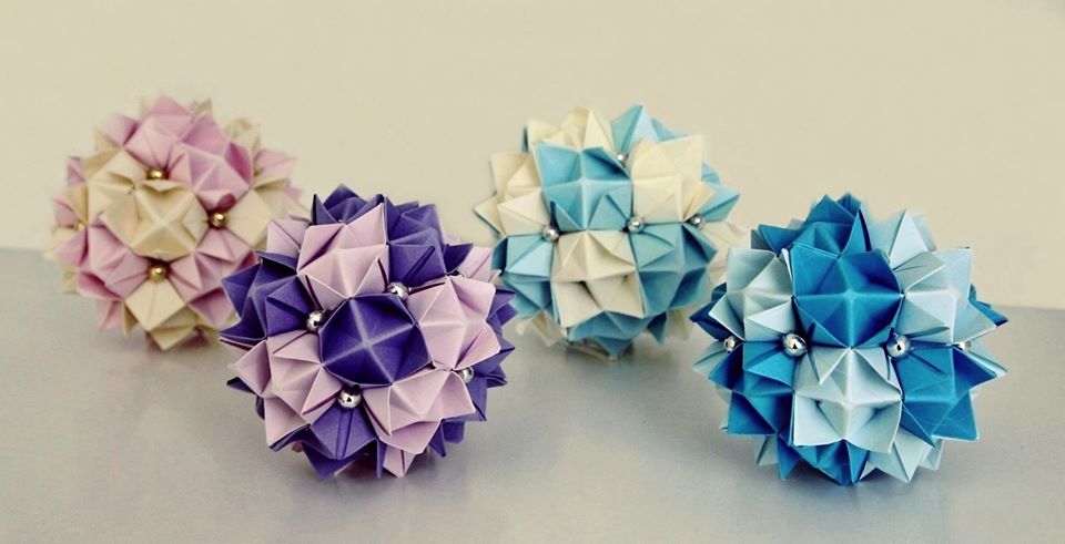 Kula kusudama, bombka kwiatowa, święta, origami ozdoba Boże Narodzenie