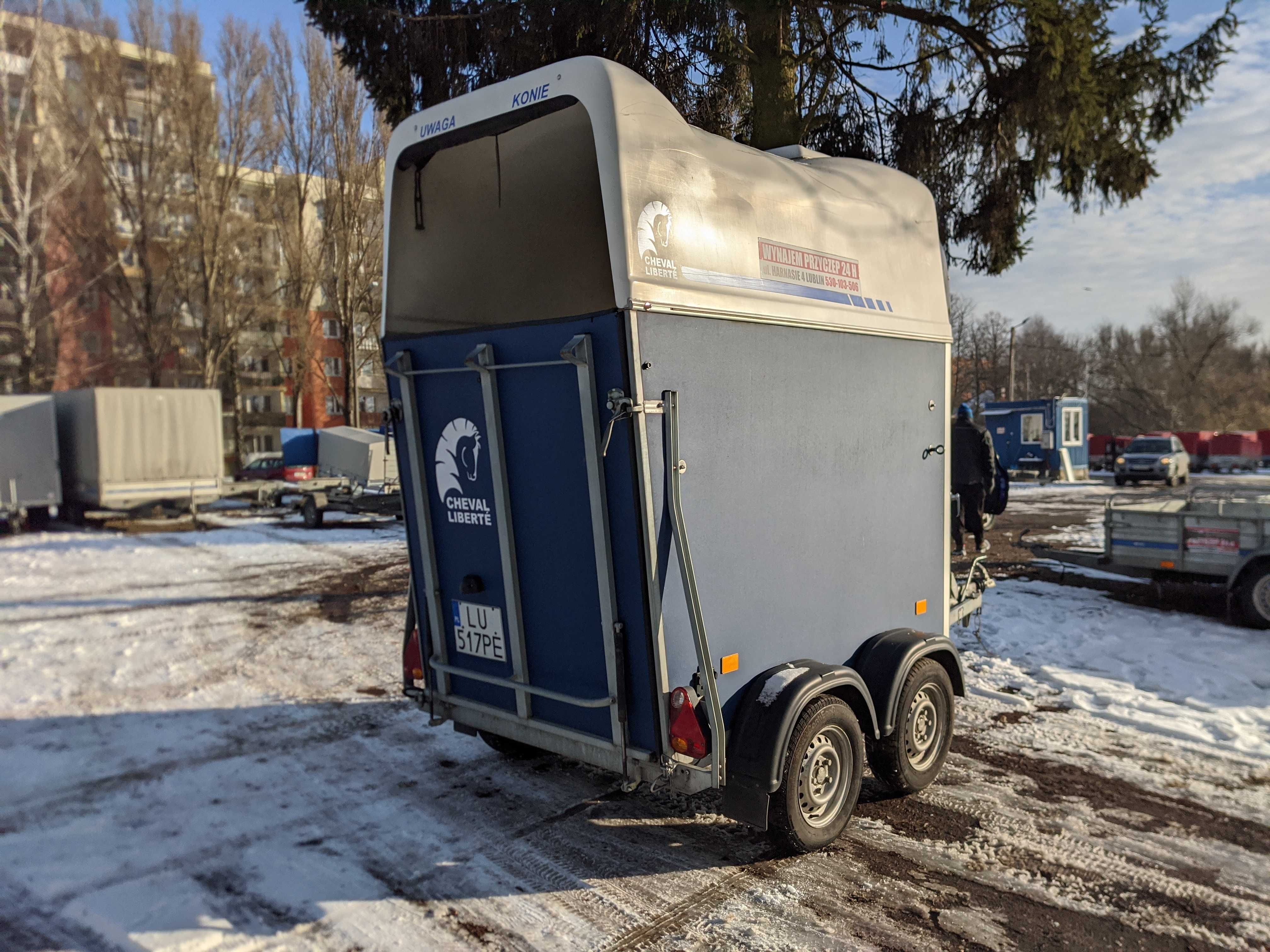 Przyczepa do koni Cheval Liberte jednokonna 1 koń na konia 1,5 2015