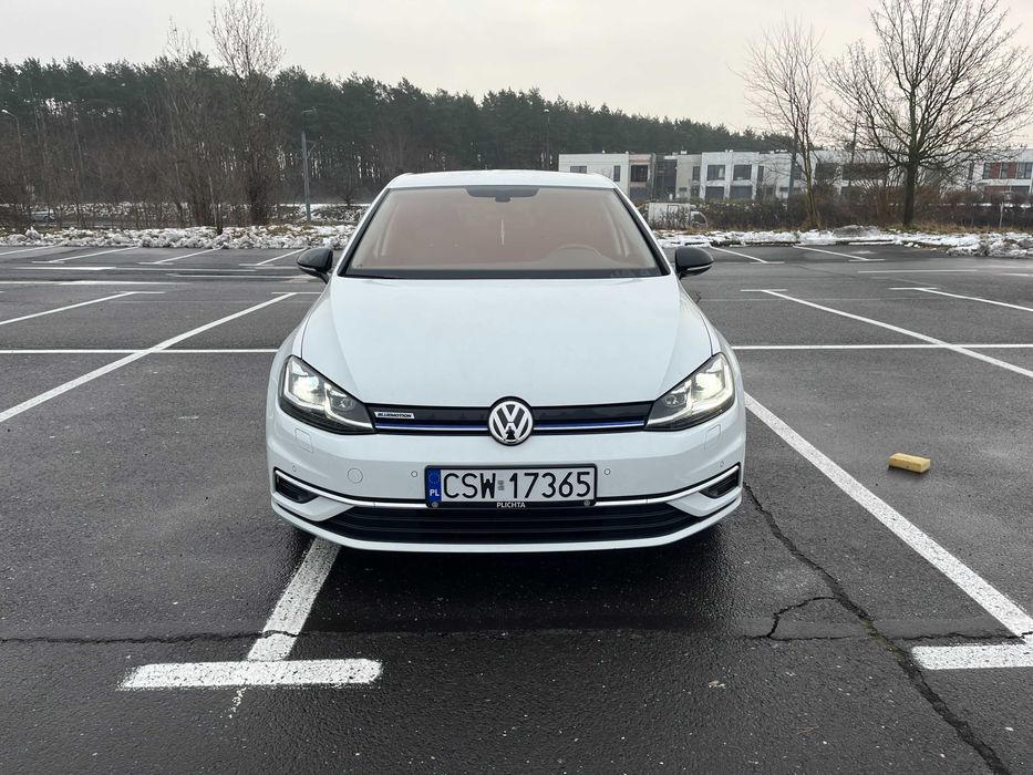 Sprzedam Volkswagen Golf VII 1.5 TSI