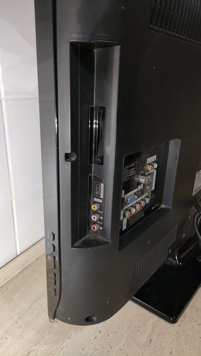 Telewizor Samsung LE32B450CWXXH