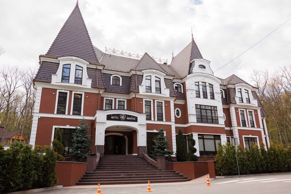 готель Брістоль в місті Ужгород , ПРОДАЖ