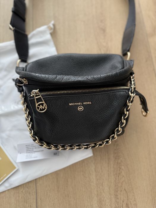 Чорна шкіряна кожаная сумка сумочка бананка Michael Kors