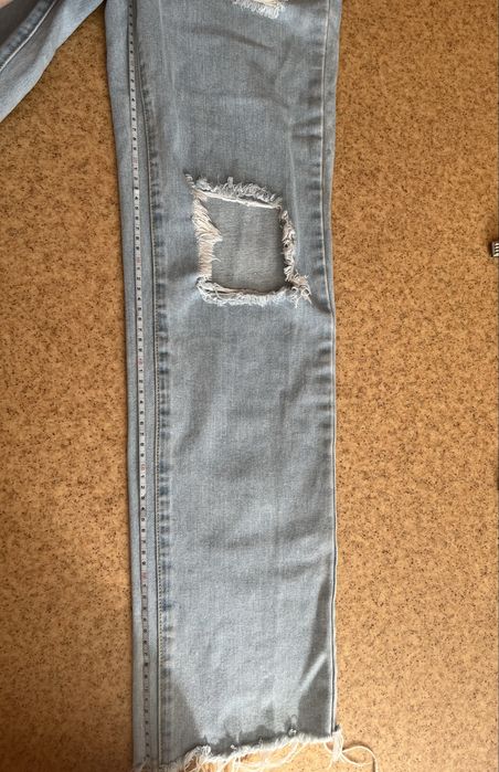 Джинси Pretty little Thing