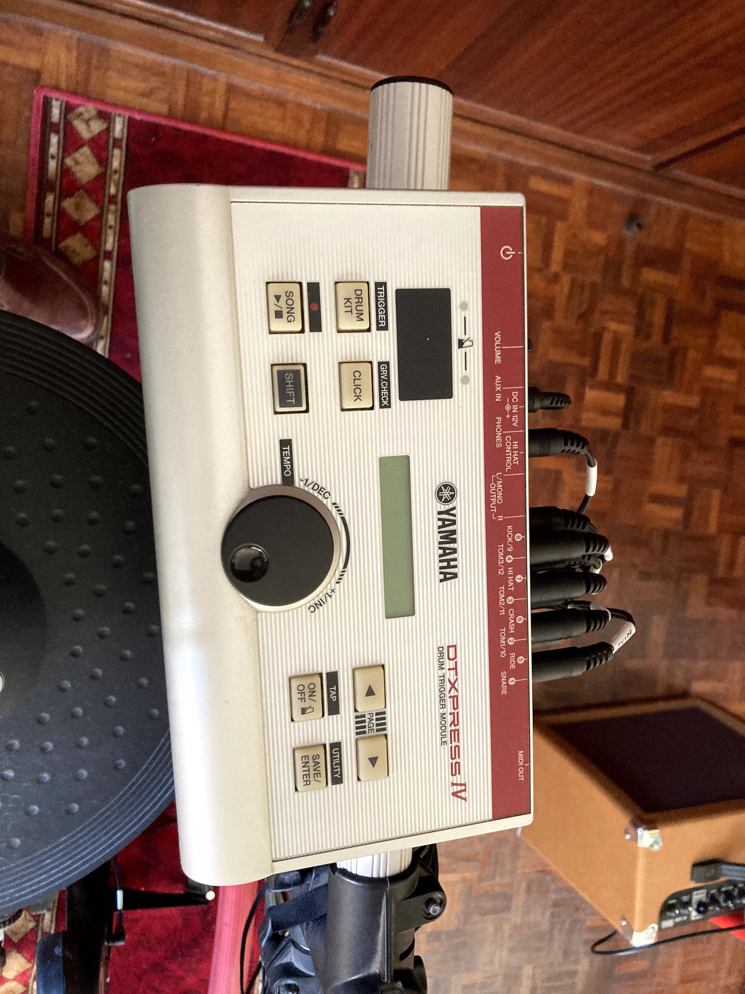 Bateria electronica- Yamaha DTXPRESS IV como nova