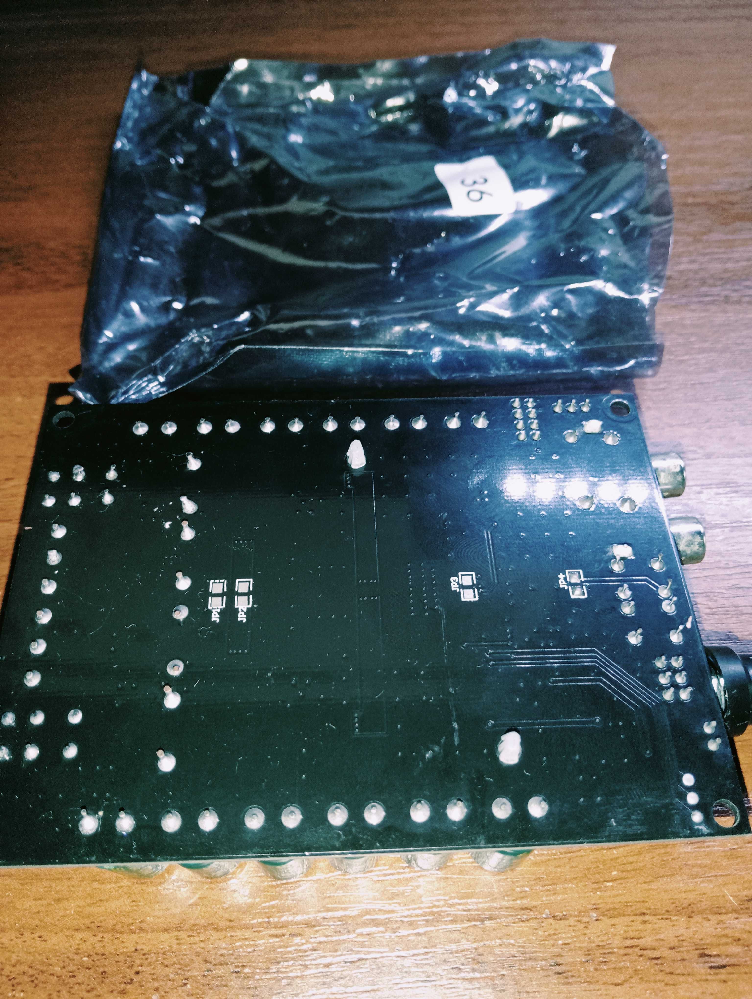2Х160W  TDA7498E  BTL 220W