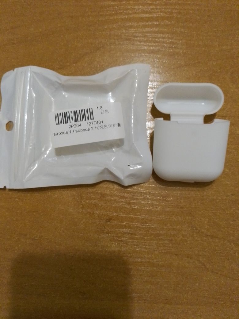 Силиконовый чехол для AirPods. НОВЫЙ.