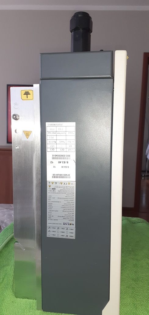 Inverter fotowoltaiczny PV Grid-Connekted Inverter