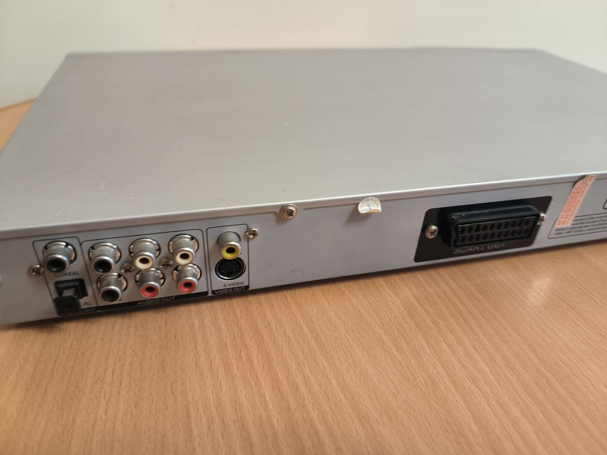Odtwarzacz DVD WIWA HD228B