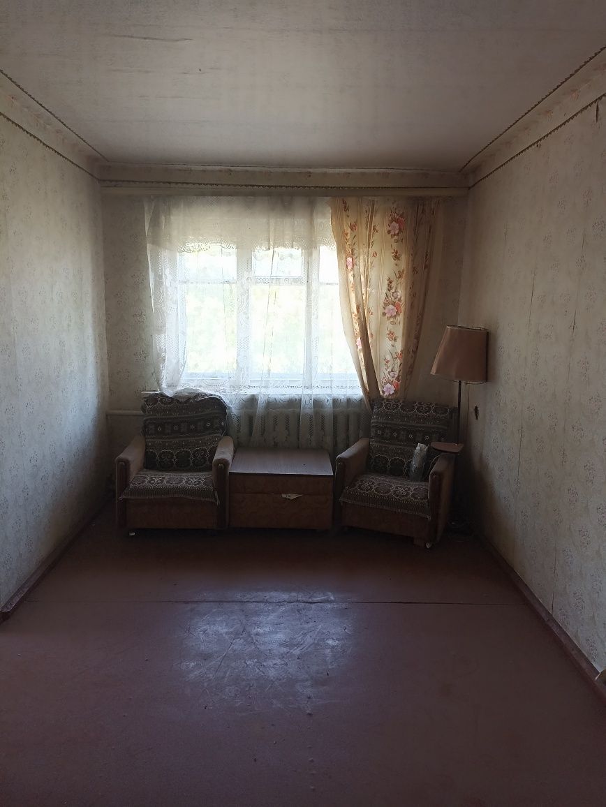 Продам квартиру будинок