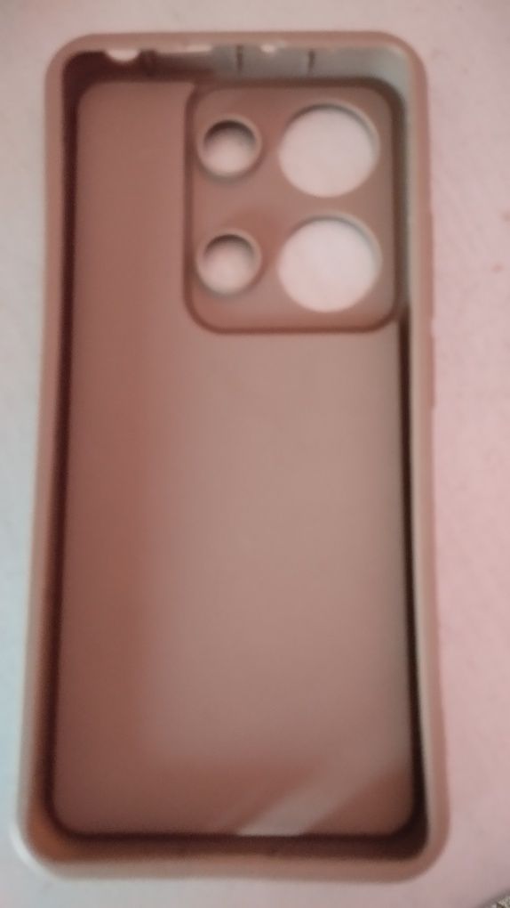 Продам чохол на телефон Redmi 12