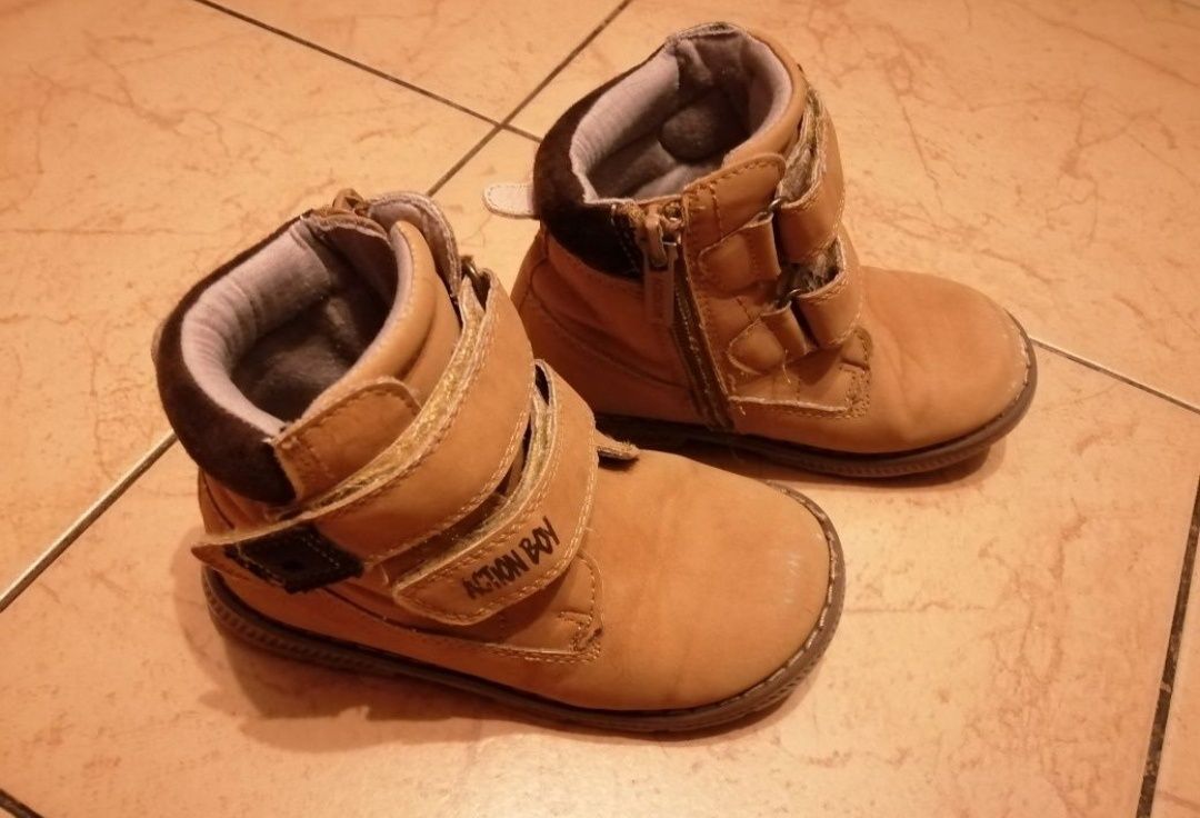 Buty chłopięce Action Boy CCC rozmiar 26