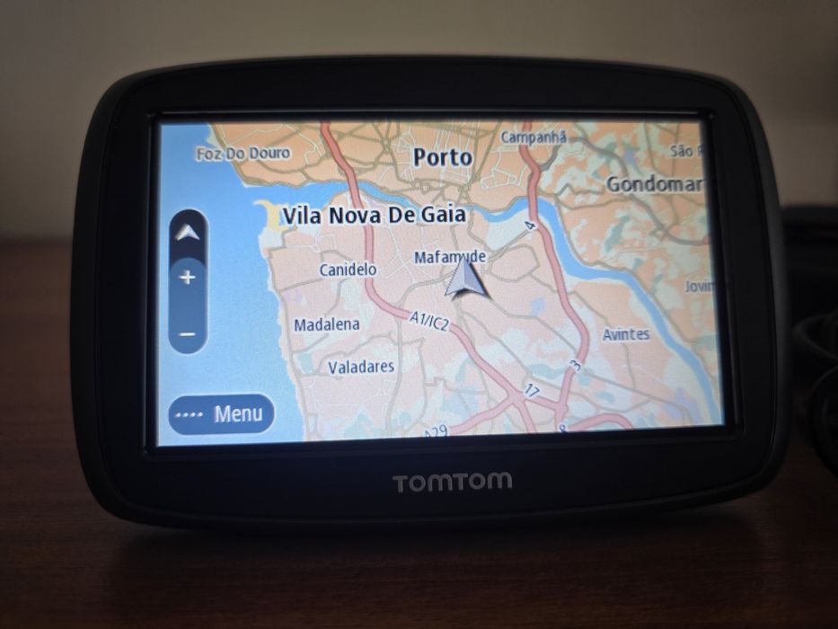 Vendo GPS tomtom  start 40