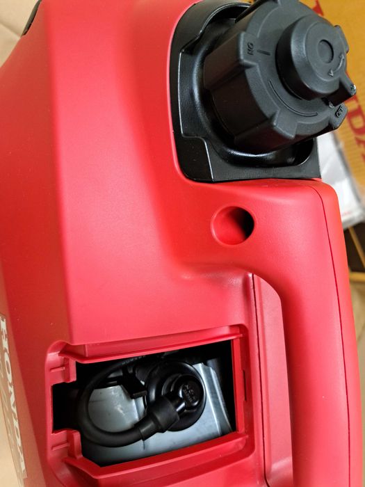 Інверторний генератор  Honda EU 10i