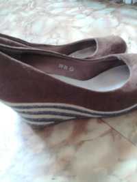 77. Buty damskie rozmiar 41