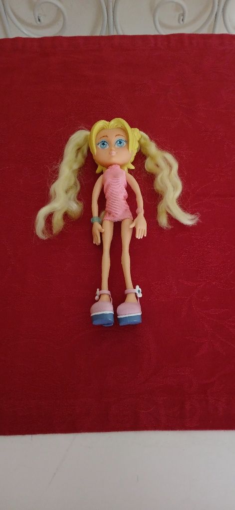 Boneca ótimo estado