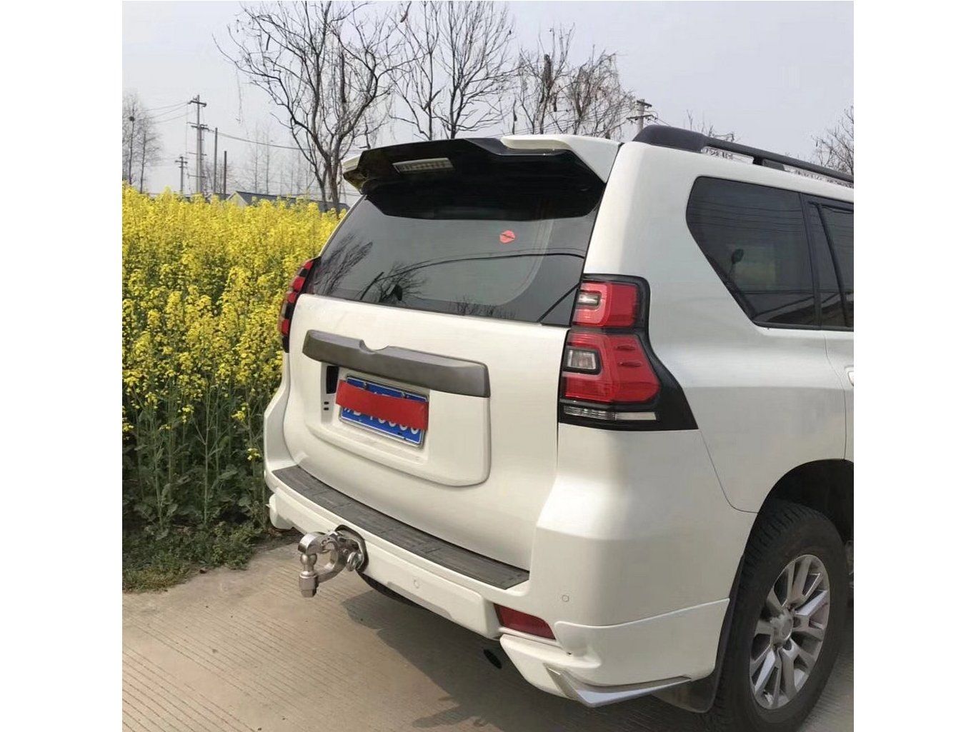 Toyota Land Cruiser Prado 150 Спойлер вставка поверх рідного спойлеру