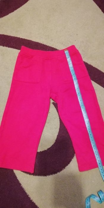 4 sztuki Spodnie dresowe spodenki dresy r. 86