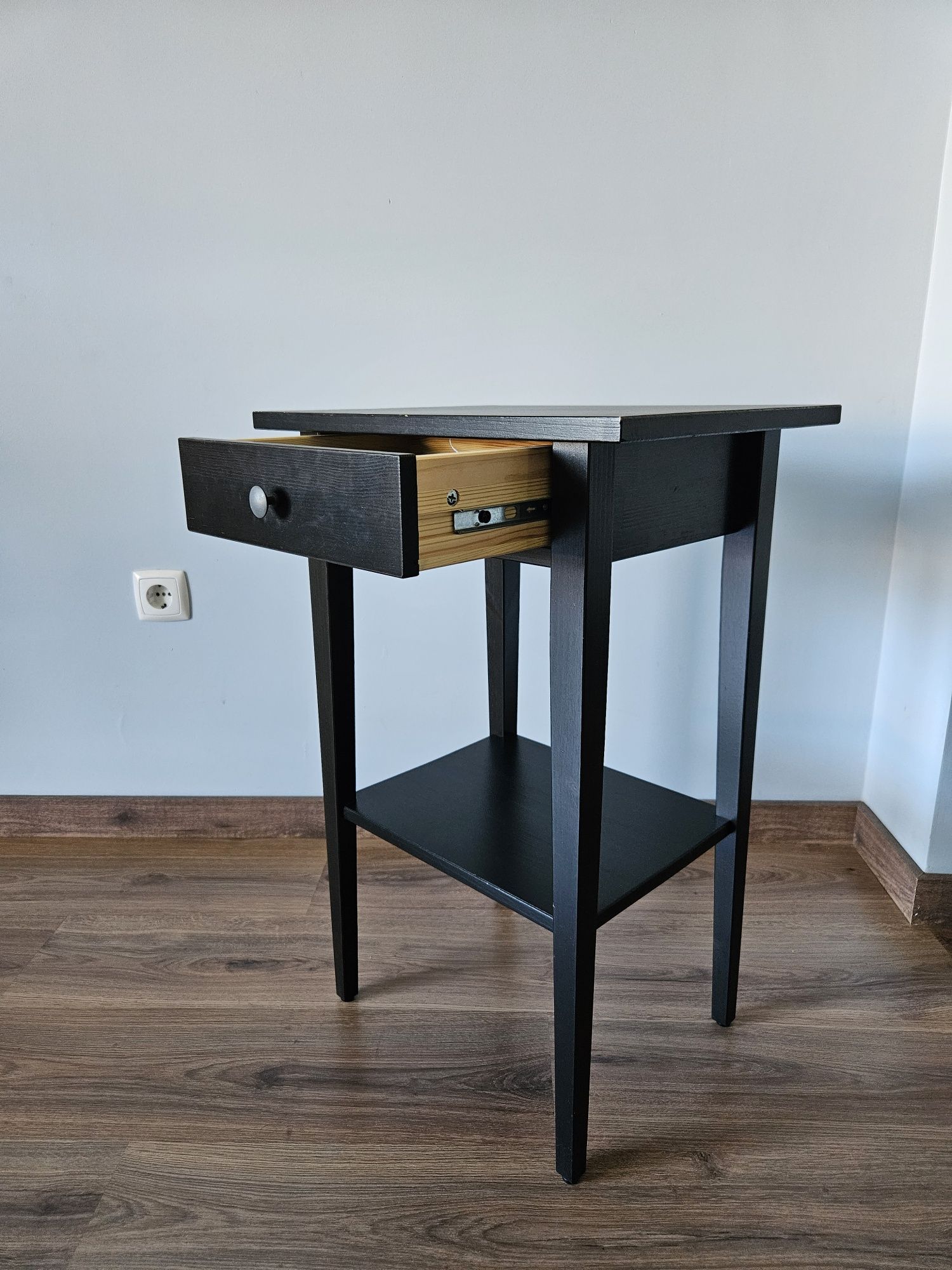 Mesa de Cabeceira