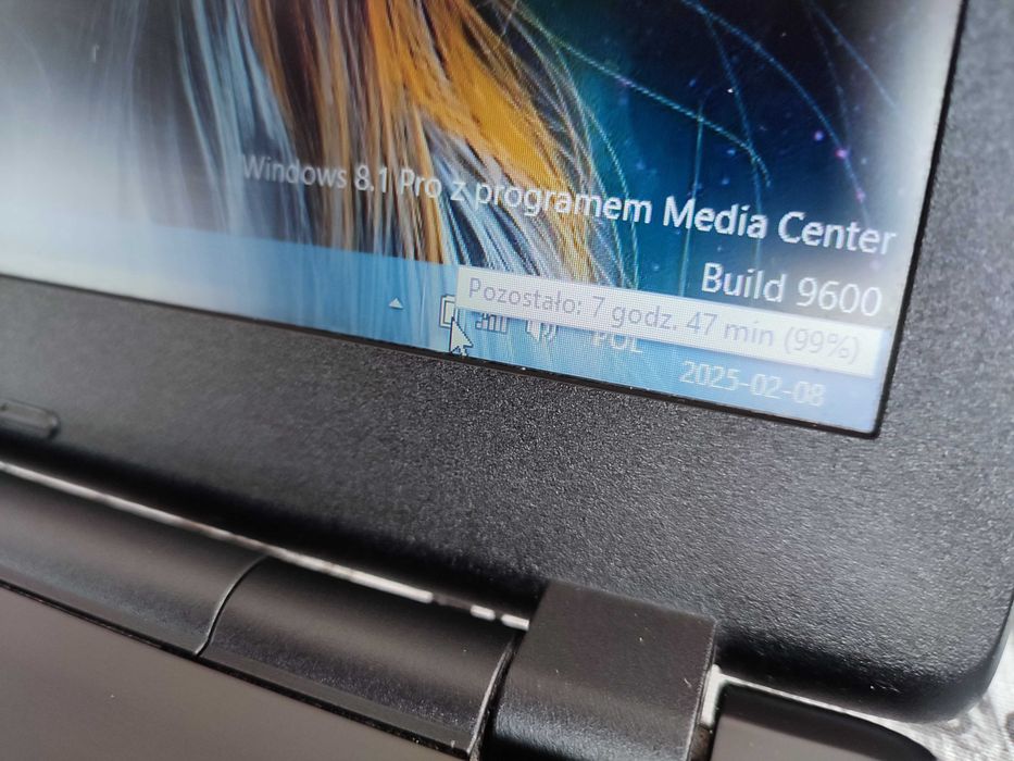 laptop Acer Aspire E15-Intel i3,4GBRam, 2 TB HD.