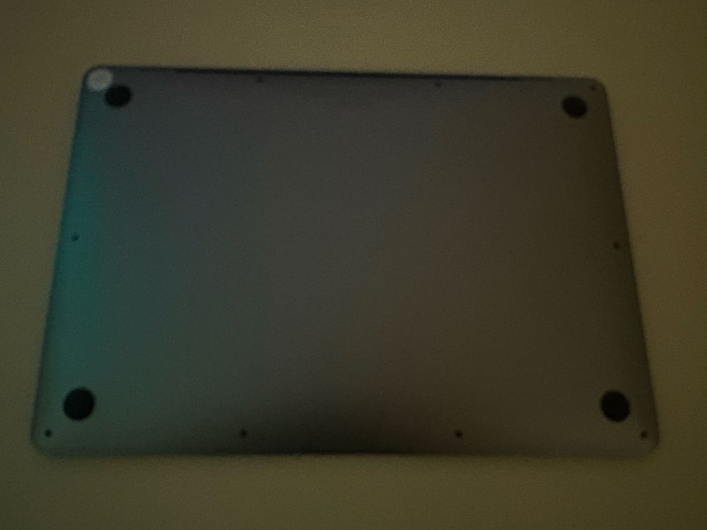 Макбук Macbook air 13 (2019) 100% акумулятор