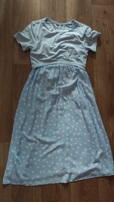 Сукня для вагітних і годування