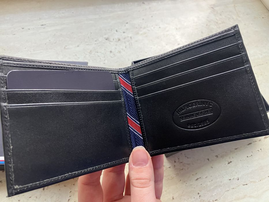 TOMMY HILFIGER nowy skórzany portfel na karty  + bankoty Nowy