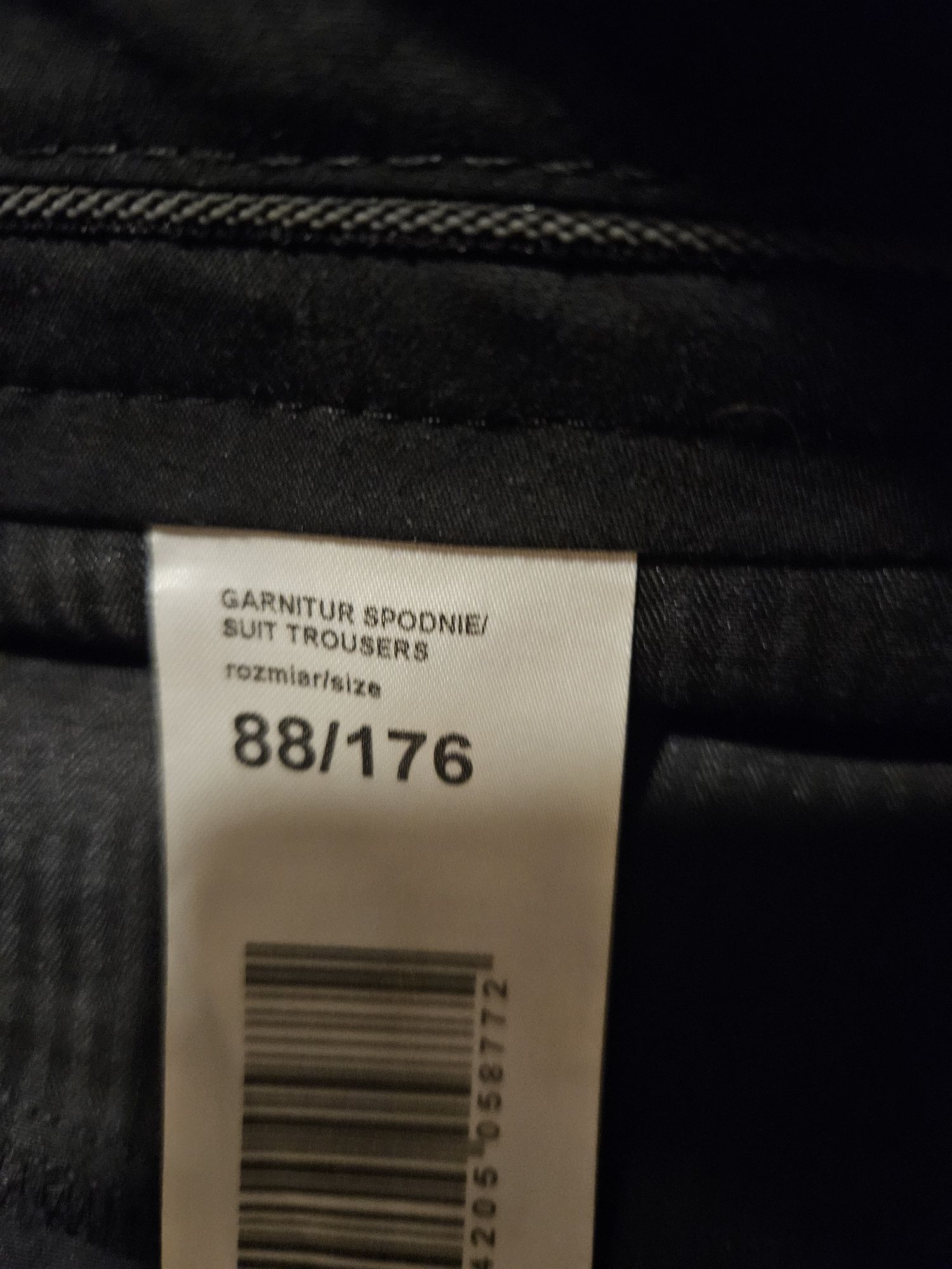 Garnitur Pako Lorente 176 cm