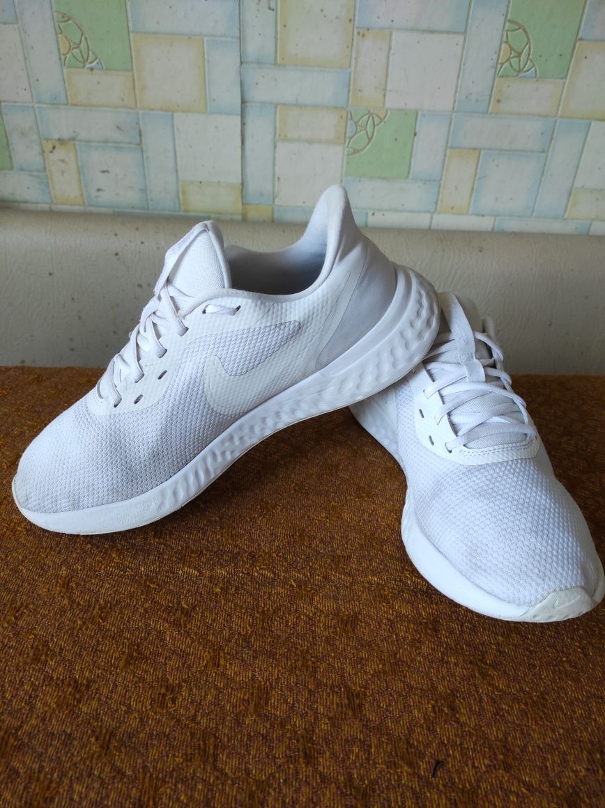 Кроссовки "NIKE REVOLUTION 2",100 %оригинал, р. 43
