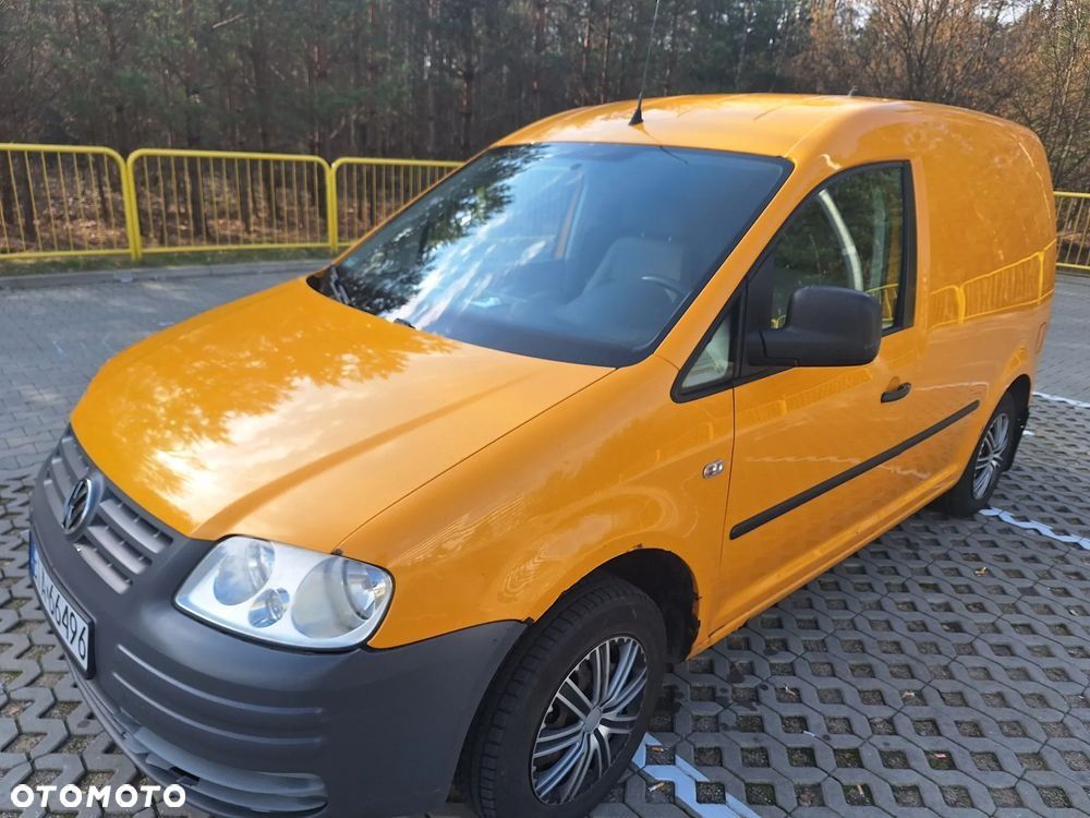 Sprzedam samochód w dobrym stanie mechanicznym marki Volkswagen Caddy