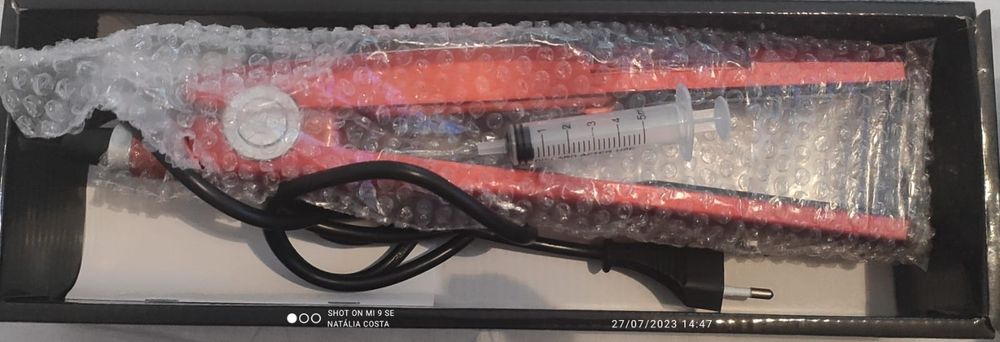 Alisador de cabelo com vapor
Novo nunca usado 
Só foi testado um vez p