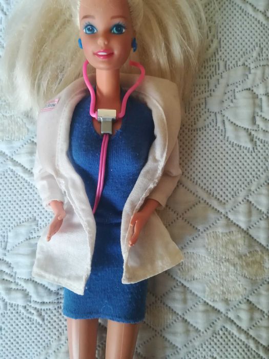 Boneca Dr. Barbie (Ref. 15803) de 1995