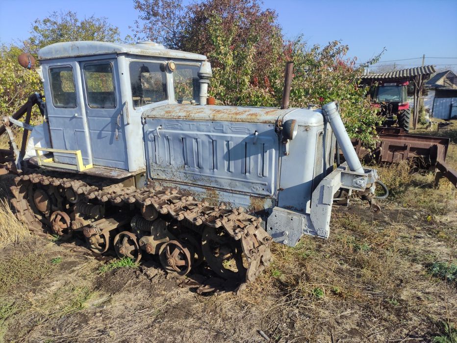 Продам трактор Т-74 бульдозер з плугом та лопатою у подарунок!