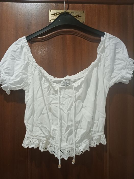 Top branco da Bershka