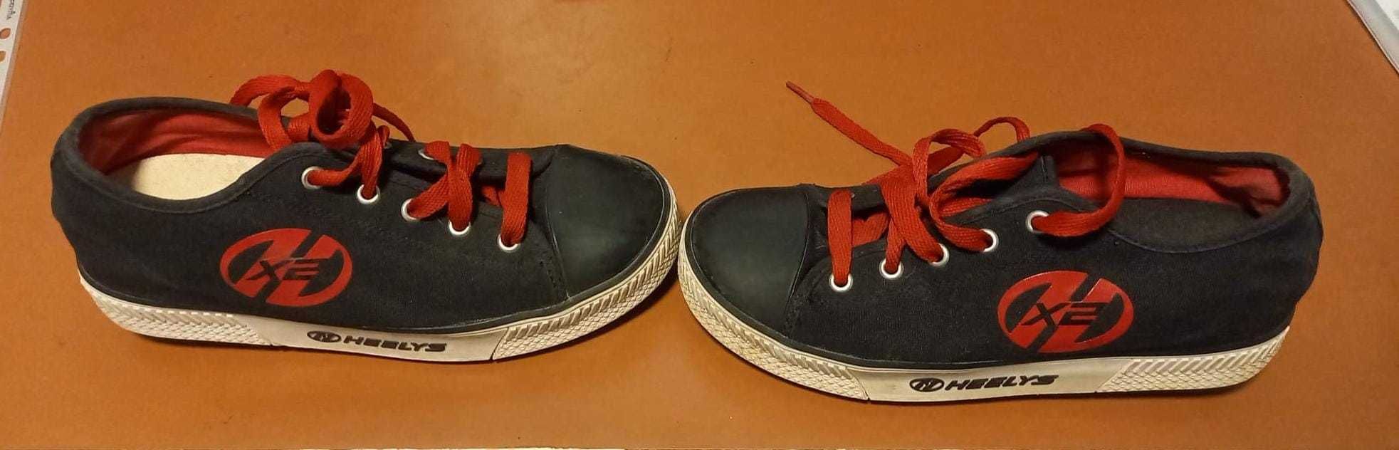 Tênis HEELYS com rodas