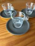 3 chávenas de café com pires -Nespresso