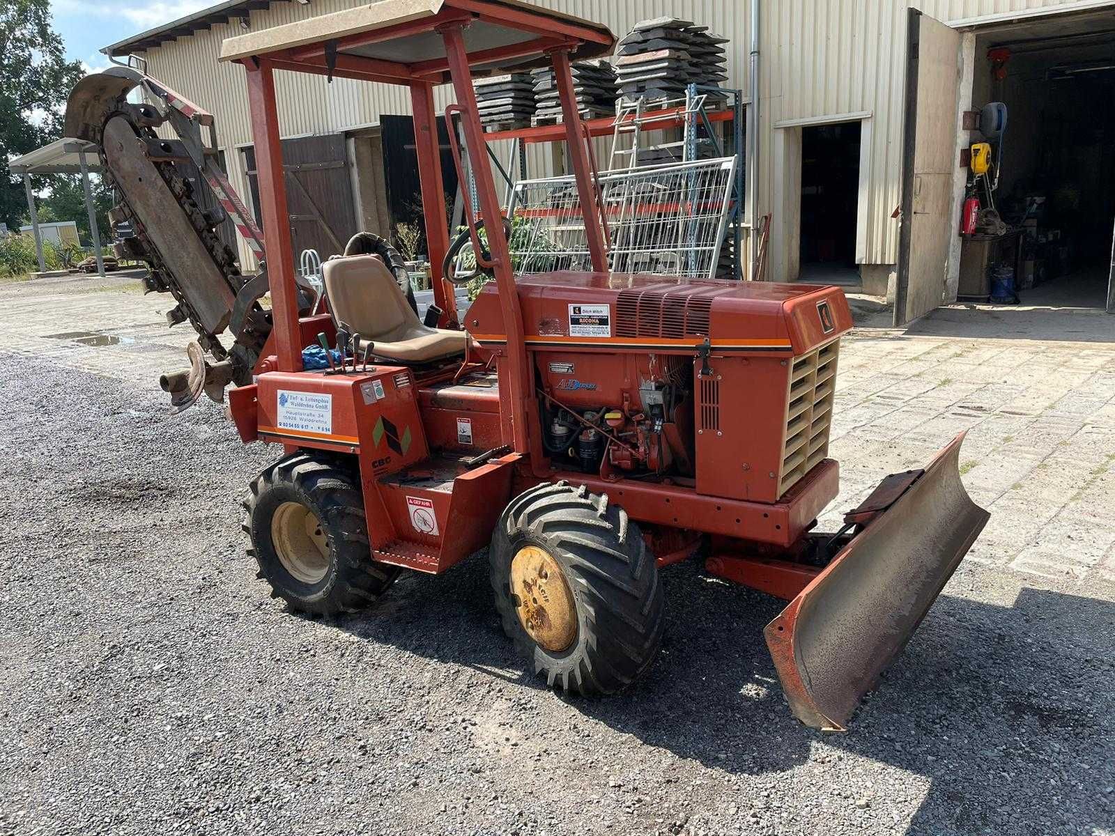 Koparka łańcuchowa Ditch Witch H312